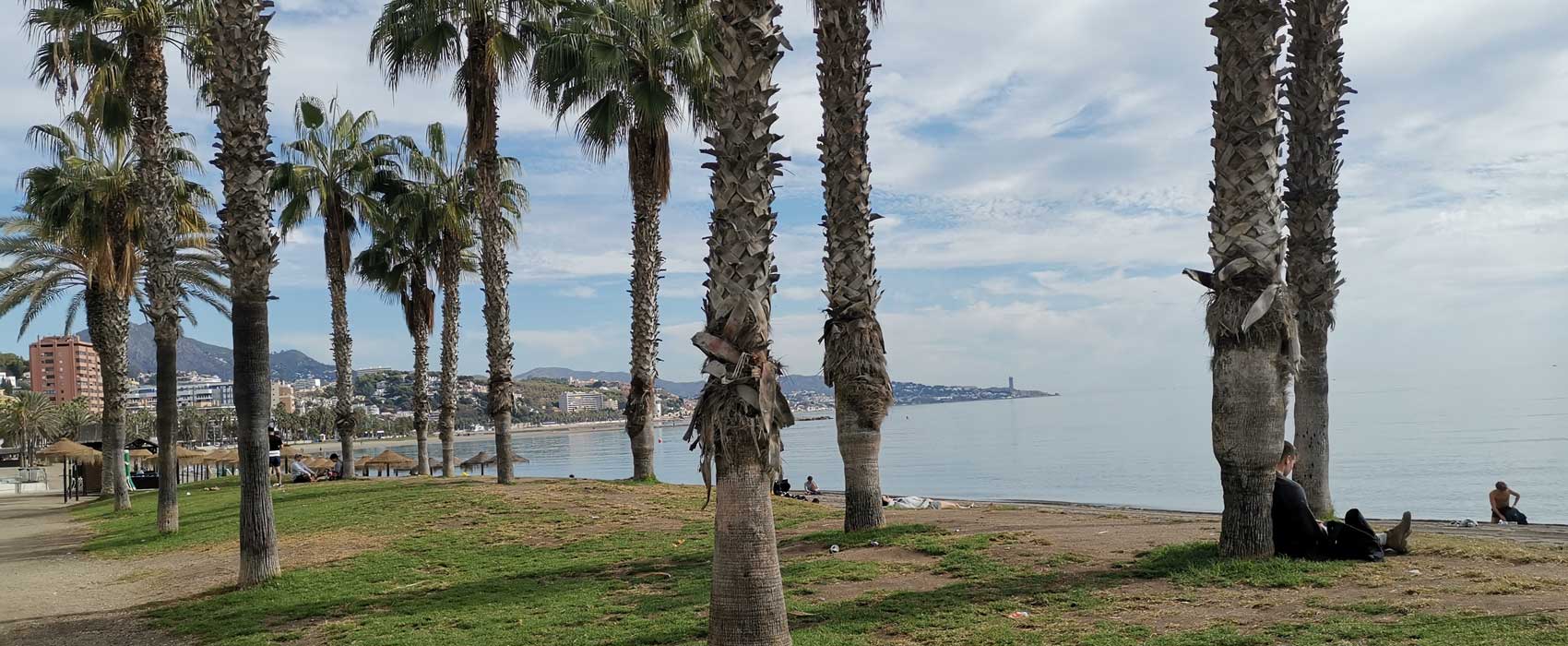 Der Stadtstrand der Malagueta von Malaga