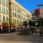 Der Jugendtreff Malagas, La Plaza de la Merced.