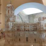 Die Kathedrale von Malaga als Glasminiatur.