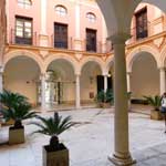 Der Innenhof im Bischofspalast von Malaga.