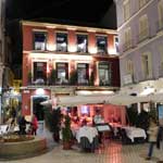 Eines der typischen Restaurants in der Altstadt von Malaga.